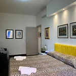 House Sunflower By World Arenzano