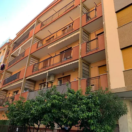 Lejlighed House Sunflower By World Arenzano